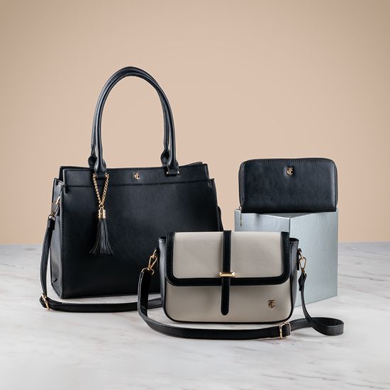 Picture of Tracey Crossbody - Black